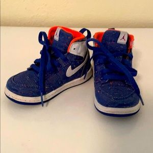 Child’s Nike Air Jordan’s size 7